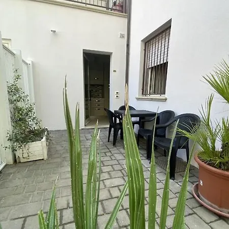 Aparthotel Roxy 3*
