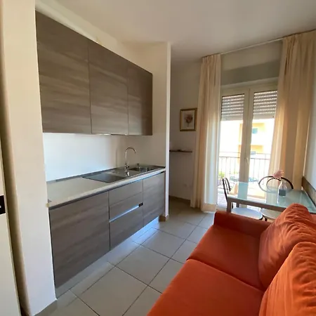 Aparthotel Roxy 3*