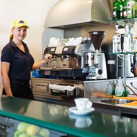 アパートホテル Roxy ミザーノ・アドリアーティコ